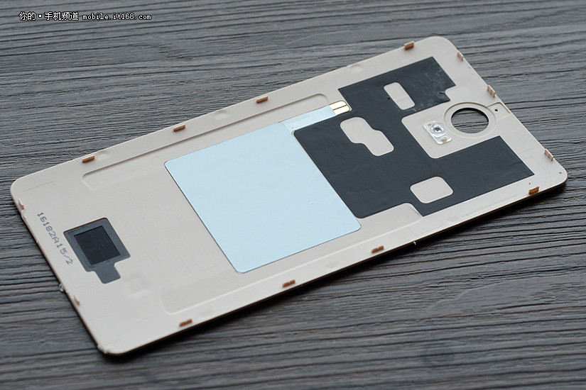 散热类功能性器件